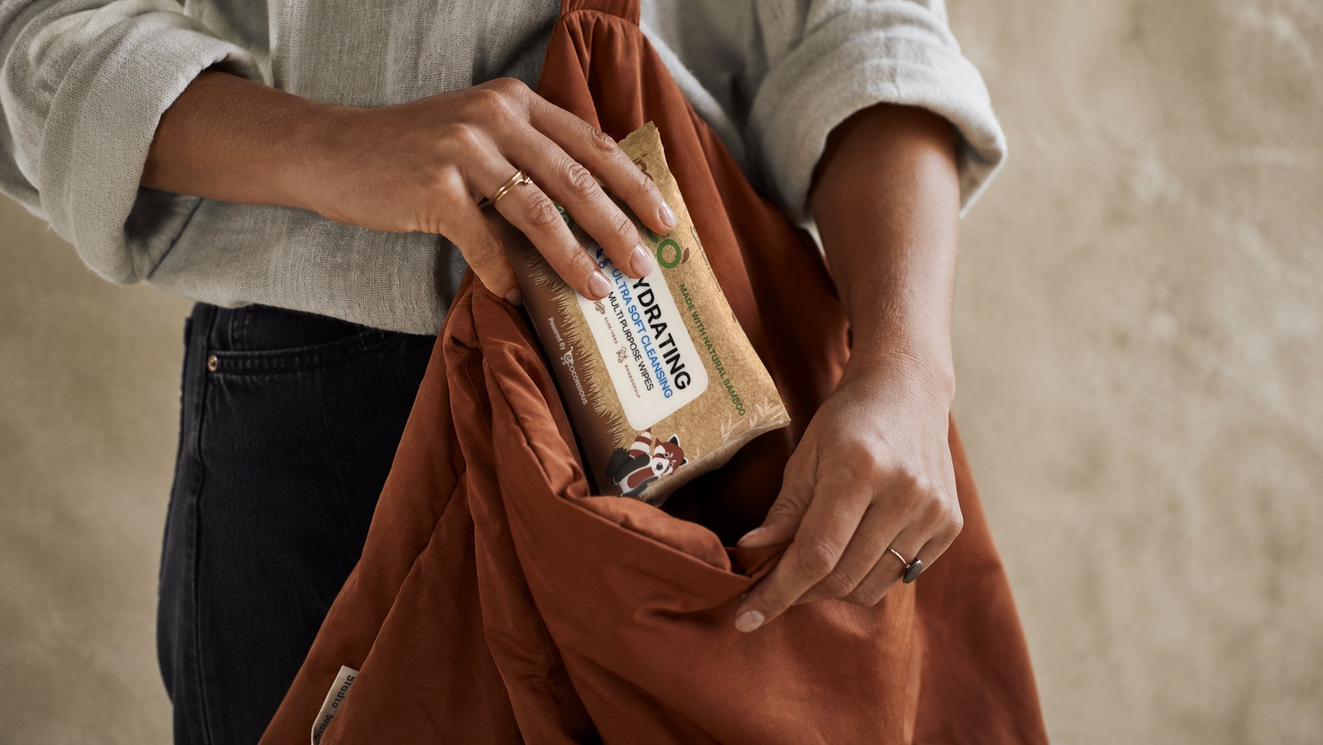 IMECO Wet Wipes & the Art of Looking Like Nothing Happened